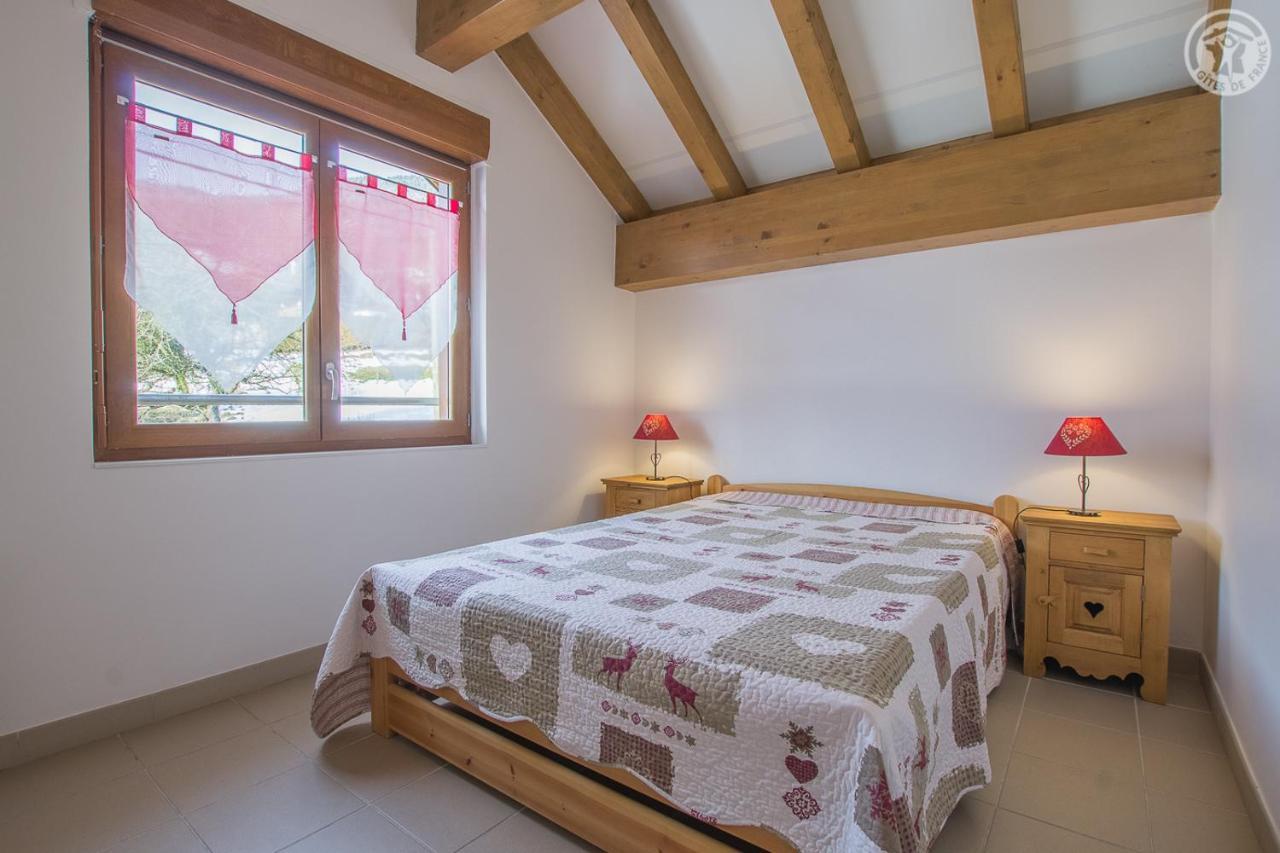 Gites De La Bresse Saint-Georges-Des-Hurtieres Eksteriør bilde